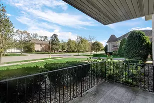 2700 Georgetowne Dr, Highland, IN 46322 - Photo 23