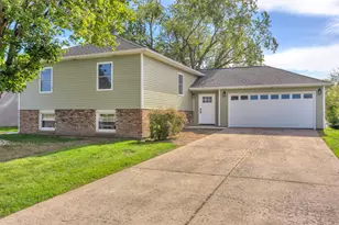 1717 W 98th Pl, Crown Point, IN 46307 - Photo 1