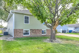 1717 W 98th Pl, Crown Point, IN 46307 - Photo 23