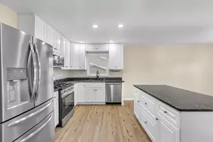 1717 W 98th Pl, Crown Point, IN 46307 - Photo 7