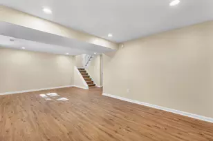 1717 W 98th Pl, Crown Point, IN 46307 - Photo 15