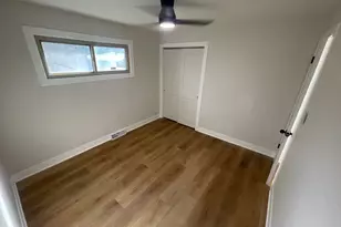 6642 Nevada Ave, Hammond, IN 46323 - Photo 9