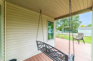 1713 Kapok St SW, Demotte, IN 46310 - Photo 37
