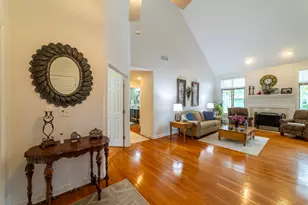 1713 Kapok St SW, Demotte, IN 46310 - Photo 3