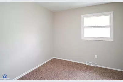 23910 Ivy Street, Schneider, IN 46376 - Photo 11