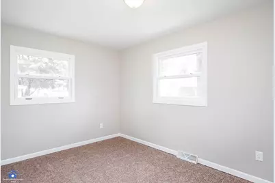 23910 Ivy Street, Schneider, IN 46376 - Photo 17