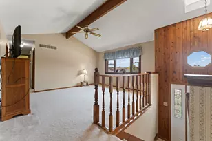 427 Northfield Ln, Valparaiso, IN 46383 - Photo 7