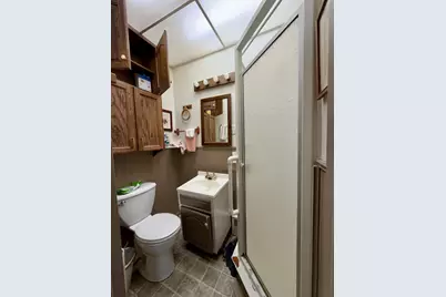 815 W 39th Avenue, Hobart, IN 46342 - Photo 11