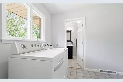 356 S 650 E, Valparaiso, IN 46383 - Photo 25