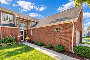 607 W 93rd Ct, Crown Point, IN 46307 - Photo 3