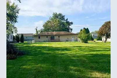 697 N Lake Park Avenue, Hobart, IN 46342 - Photo 9