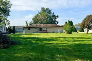 697 N Lake Park Ave, Hobart, IN 46342 - Photo 9