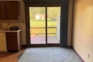 697 N Lake Park Ave, Hobart, IN 46342 - Photo 5