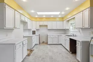 5304 W 155th Ave, Lowell, IN 46356 - Photo 9