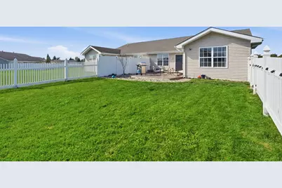 1233 W 82nd Lane, Merrillville, IN 46410 - Photo 21