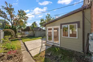 1341 Lincoln St, Hobart, IN 46342 - Photo 27