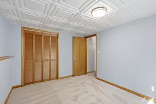 8508 Liable Rd, Highland, IN 46322 - Photo 23