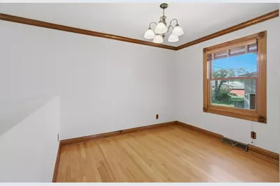 8508 Liable Road, Highland, IN 46322 - Photo 15