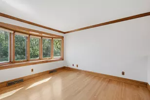 8508 Liable Rd, Highland, IN 46322 - Photo 13