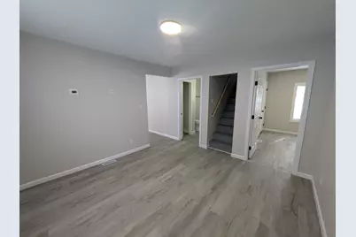 428 N Carroll Avenue, Michigan City, IN 46360 - Photo 3