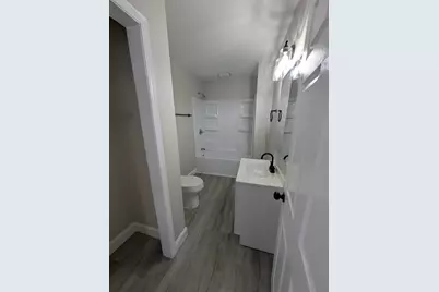 428 N Carroll Avenue, Michigan City, IN 46360 - Photo 5
