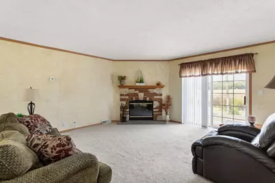 8272 N 850 E, New Carlisle, IN 46552 - Photo 3