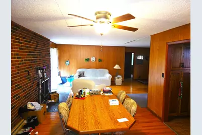 201 W Walnut Street, Morocco, IN 47963 - Photo 9