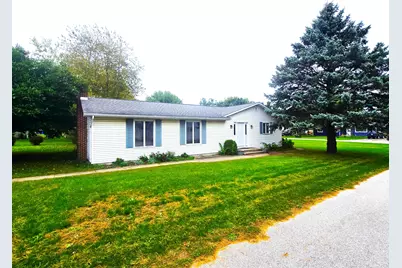 201 W Walnut Street, Morocco, IN 47963 - Photo 3