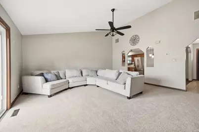 5712 Blossom Avenue, Portage, IN 46368 - Photo 5
