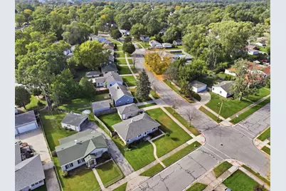 7902 Bertram Avenue, Hammond, IN 46324 - Photo 19
