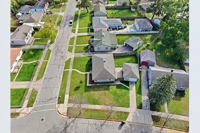 7902 Bertram Avenue, Hammond, IN 46324 - Photo 23