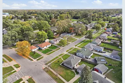 7902 Bertram Avenue, Hammond, IN 46324 - Photo 27
