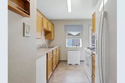 7902 Bertram Avenue, Hammond, IN 46324 - Photo 7