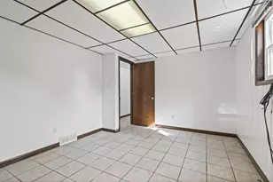 1935 Kennedy Ave, Schererville, IN 46375 - Photo 25