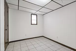 1935 Kennedy Ave, Schererville, IN 46375 - Photo 21