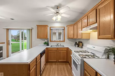 496 Hidden Oak Drive, Hobart, IN 46342 - Photo 13