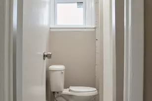1676 W 13th Ave, Gary, IN 46404 - Photo 9