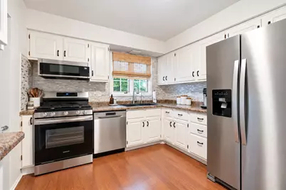 2477 E Lakeshore Drive, Crown Point, IN 46307 - Photo 11
