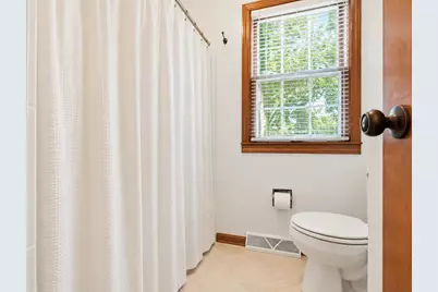 2477 E Lakeshore Drive, Crown Point, IN 46307 - Photo 23