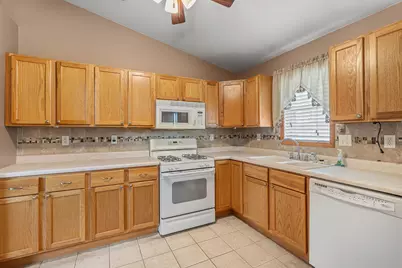 8801 Buckridge Trail, Cedar Lake, IN 46303 - Photo 9