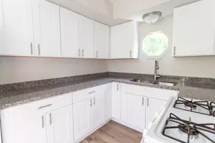 510 E 10th St, Michigan City, IN 46360 - Photo 13