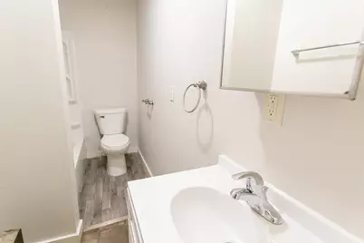 510 E 10th Street, Michigan City, IN 46360 - Photo 11