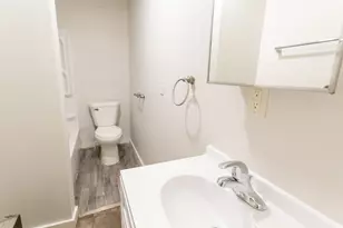 510 E 10th St, Michigan City, IN 46360 - Photo 11