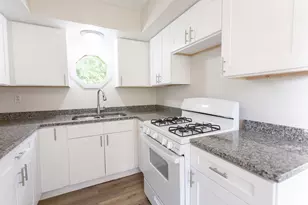 510 E 10th St, Michigan City, IN 46360 - Photo 15