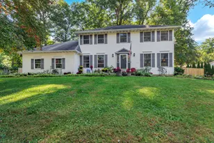 2204 Wynnewood Dr, Valparaiso, IN 46385 - Photo 1