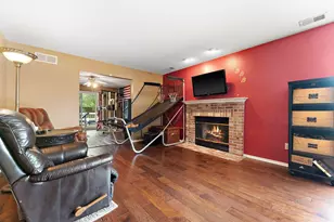 2328 Deerpath Dr W, Schererville, IN 46375 - Photo 3