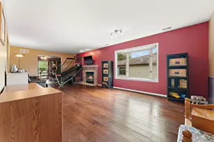 2328 Deerpath Dr W, Schererville, IN 46375 - Photo 5
