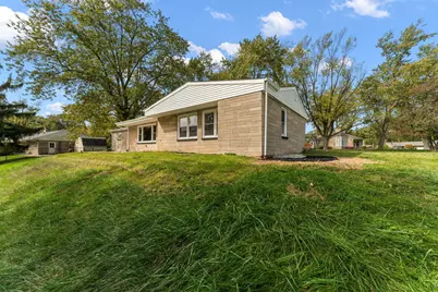 1110 Edgewood Drive, Schererville, IN 46375 - Photo 37