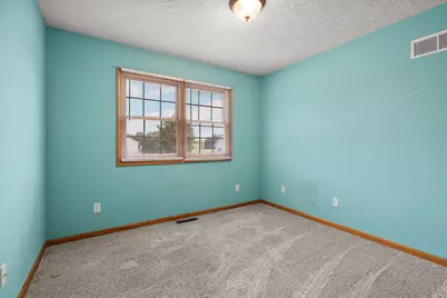 922 Plantation Road, Valparaiso, IN 46385 - Photo 17