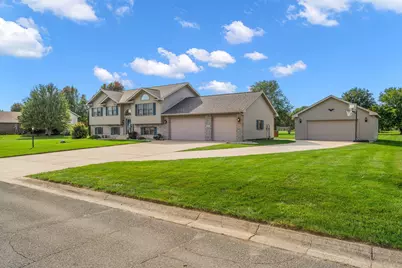 922 Plantation Road, Valparaiso, IN 46385 - Photo 3